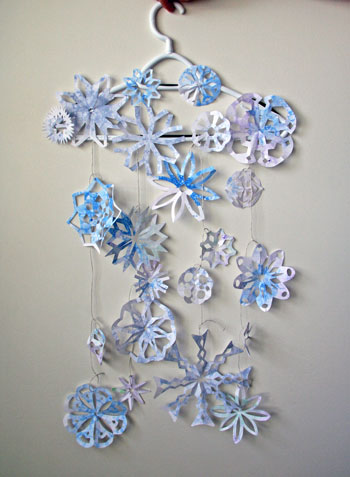 bubble painted snowflakes paper craft