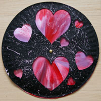 colour changing hearts paper plate craft