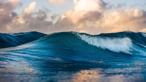 Ocean Waves (on Unsplash.com)