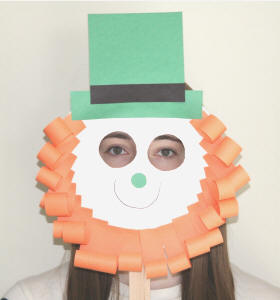 Paper Plate Leprecahun Mask (no template version)