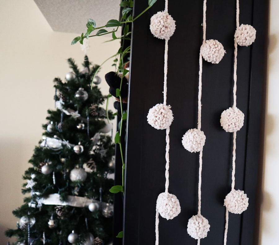 Wooly Winter Pompoms Craft